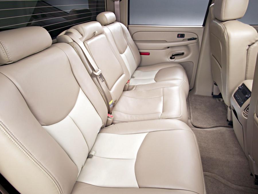  GMC Sierra Denali Crew Cab 2004 года  (фото 3 из 11)